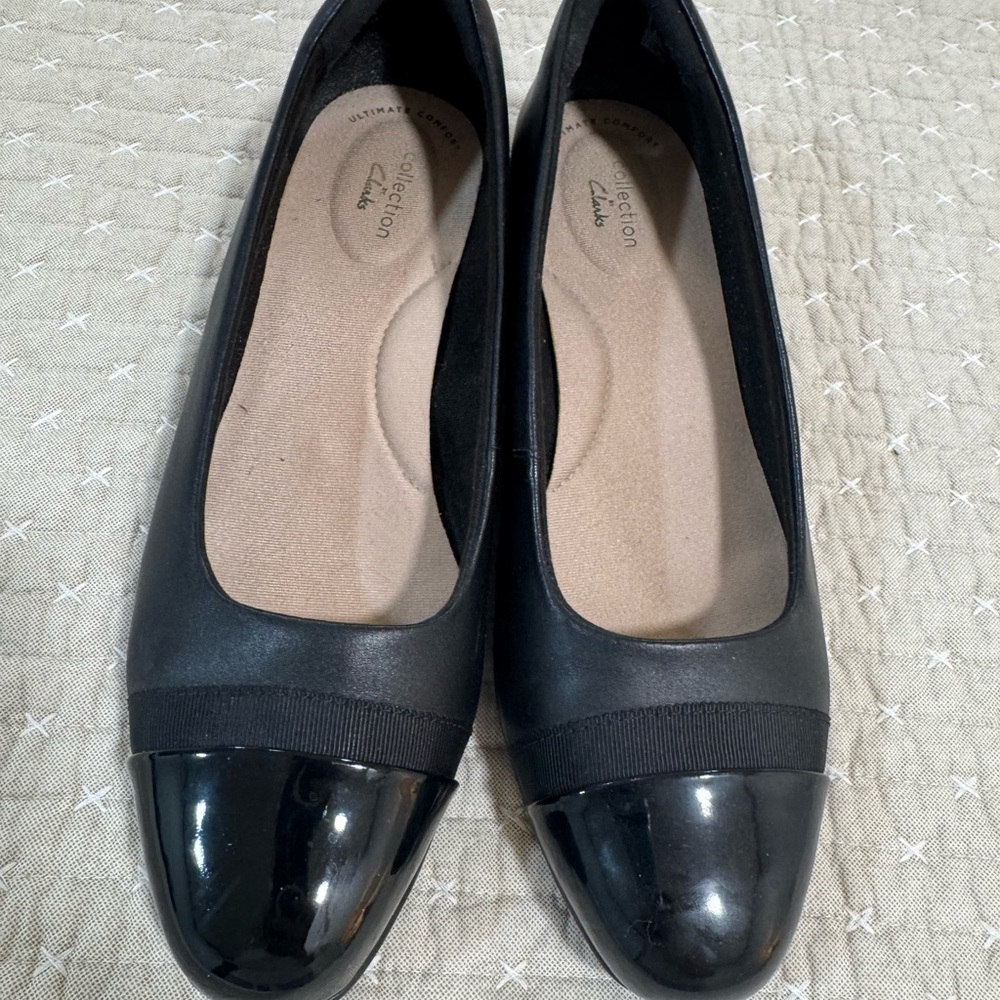 Clarks Juliet Cap Toe Flats Black Comfort Work Ballet Shoes Size 10